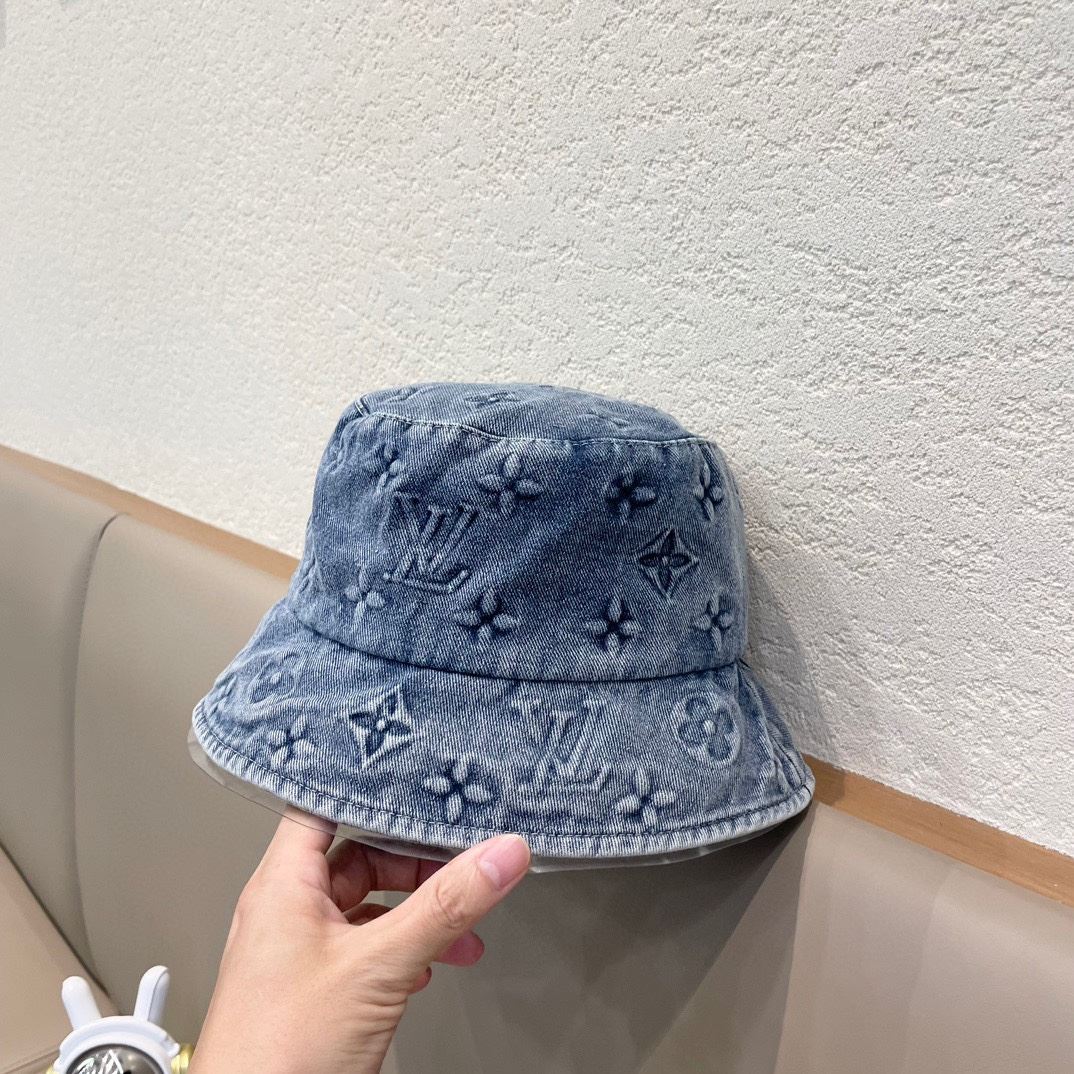 Louis Vuitton Caps